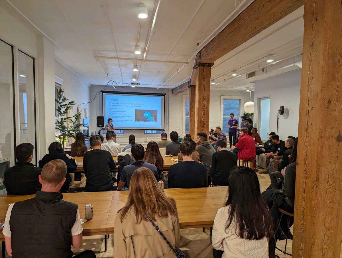 JoinVantage's tweet photo. ✨Our next Cloud Infra NYC meetup is two weeks away! 

Join us on June 27th, from 5:30pm–8:00pm, for networking, free pizza &amp; beer, and a talk by @cjbell_  from Knock on "The First 3 Years of Infra at Knock."

Grab a spot here: https://t.co/YX0F1i4ms3 https://t.co/VHZL1bZlJH