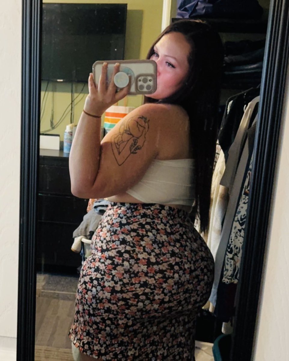 emkayyy99's tweet photo. tell me you miss me baby https://t.co/GiCygyw7dt