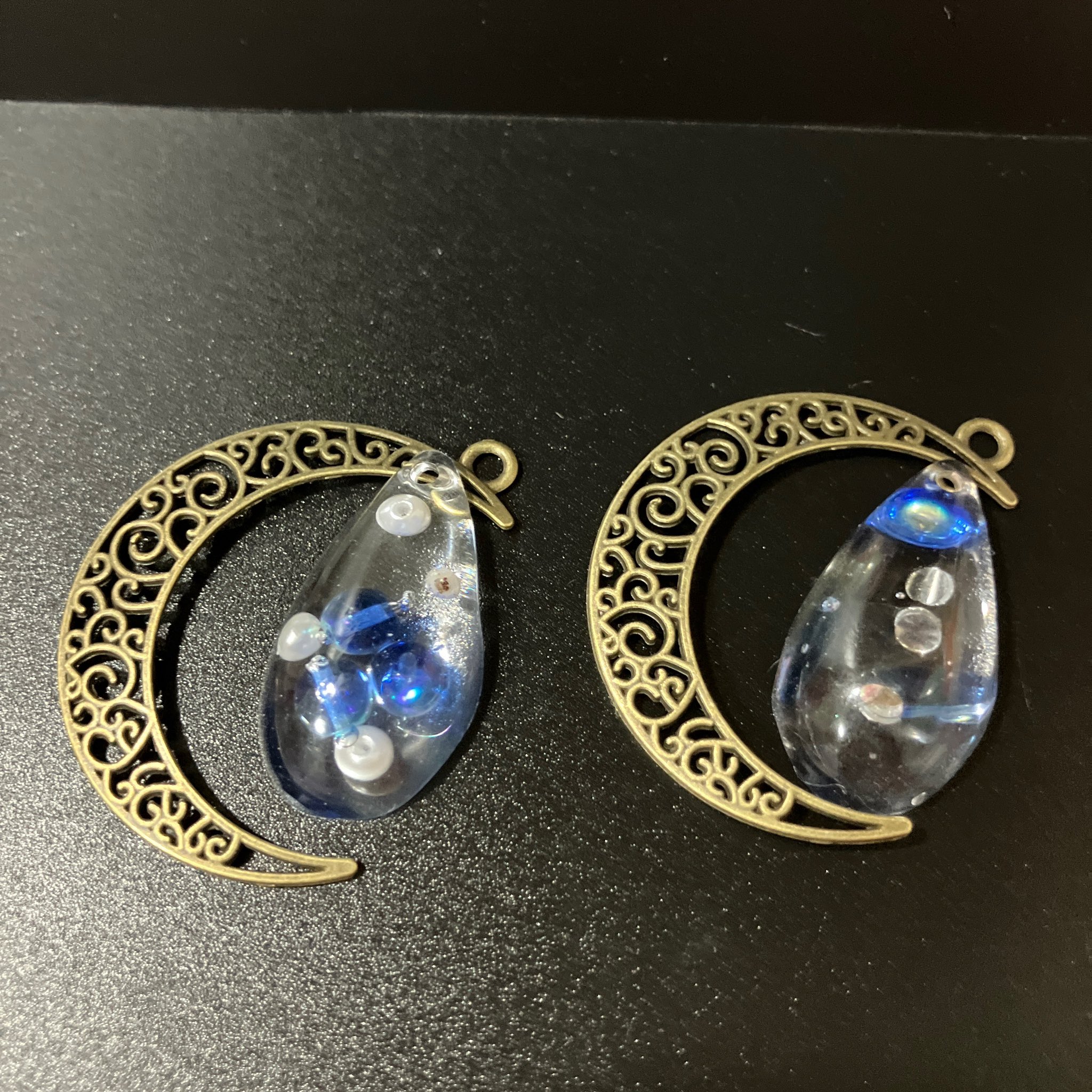 ⭐三日月⭐ページ 廃番最高級パーツ使用ドロップ型三日月サンキャッチャー サン