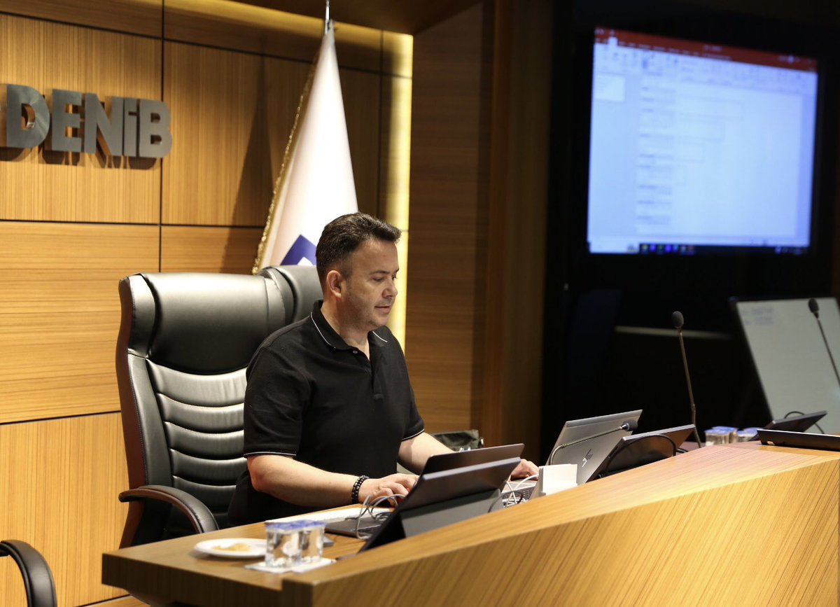 DenibDenizli's tweet photo. DENİB AKADEMİ faaliyetleri çerçevesinde “Akademi Girişimci” kapsamında “Power Point Teknikleri Eğitimi” eğitmen Ömer Bağcı tarafından 13 Haziran 2024 tarihinde Denizli İhracatçılar Birliği Hizmet Binasında düzenlendi.
———
#denib #denizli #denibakademi #ihracat #eğitim https://t.co/5sERUnAjpP
