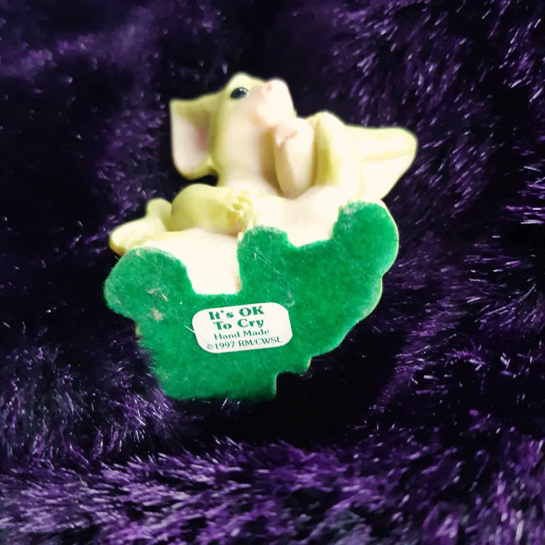This vintage Whimsical World of Pocket Dragons, 'It's OK To Cry' figurine, is available now in the Eastbourne Mind shop at 4 Grove Road BN21 4TJ 🥰
#mindeastbourne #mymindshop #whimsicalworldofpocketdragons #itsoktocry