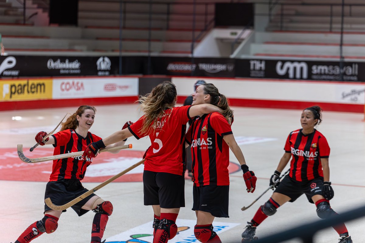 ReusDeportiu's tweet photo. 𝐕𝐎𝐋𝐄𝐌 𝐀𝐂𝐎𝐍𝐒𝐄𝐆𝐔𝐈𝐑 𝐋𝐀 𝐒𝐀𝐋𝐕𝐀𝐂𝐈𝐎́ 👊🏼🔥

El Nacional Catalana Femení es juga la permanència aquest dissabte, 15 de juny. 

⚔️ Segon partit de la sèrie de Play-Out, que dominem per 1-0.
🆚 @Vilassarhoquei 
🕢 12.30h | (15/06/24)
📍 Palau d'Esports. https://t.co/mqar7yoCus
