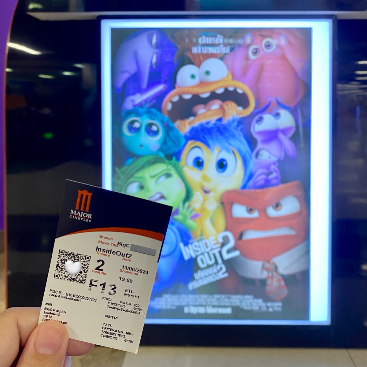 petongphat's tweet photo. #InsideOut2 100/10 🌟

เราจึงเรียนรู้ในสิ่งที่เราผิดพลาด ใครก็เคยทำผิดพลาดกันทั้งนั้น บางทีน้ำตาก็อาจจะช่วยเราได้

สิ่งใดกันที่หล่นหายระหว่างทาง

เราเติบโตขึ้น ความสุขจึงค่อย ๆ หายไป เราแค่อยากจะเป็นในสิ่งที่เราพึงพอใจ แค่นั้นเอง

#DianeLane #favfilmwpetong https://t.co/KxDU014YHS