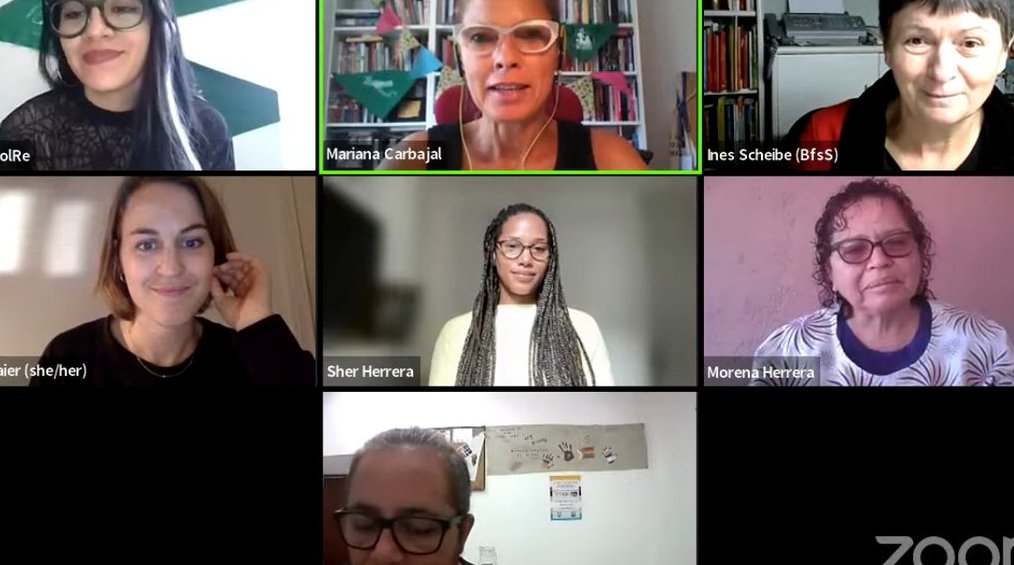 🌊 El proyecto Entre la Marea de <a href="/KajaNegra/">kajanegra.bsky.social</a> exploró el acceso al aborto en #AL y #Alemania a través de historias y diálogos multiformato, creando una plataforma transfronteriza que destaca desafíos y oportunidades en un contexto complejo. ¡Atentxs a más proyectos de #Unidas!