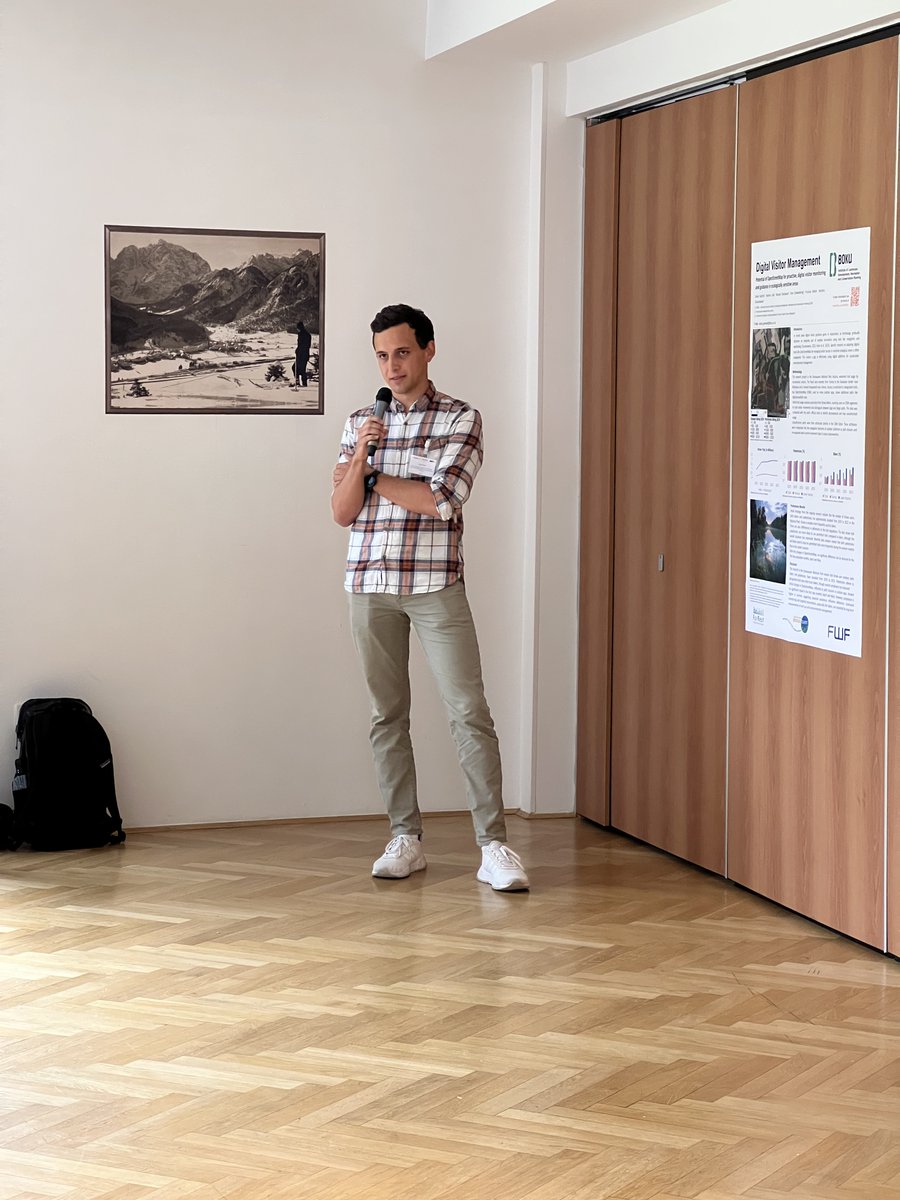 FoLAP_CH's tweet image. Poster session #ForumAlpinum: Young scientists presenting their research on various #Alpine topics: from digital visitor guidance in AT to hiking spots in the Julian Alps, from second homes in FR to the history of hydroelectric infrastructure in SI @geoinstitut @alpconv @rs_mnvp