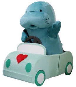 Mannertee is a manatee who teaches driving manners in East Japan. 