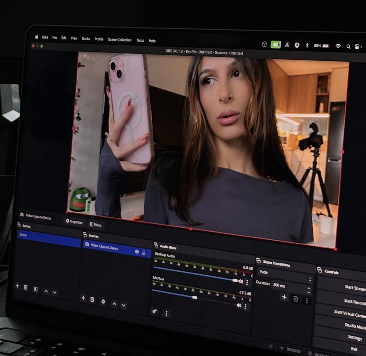 🫵🏽 audumb tweet media