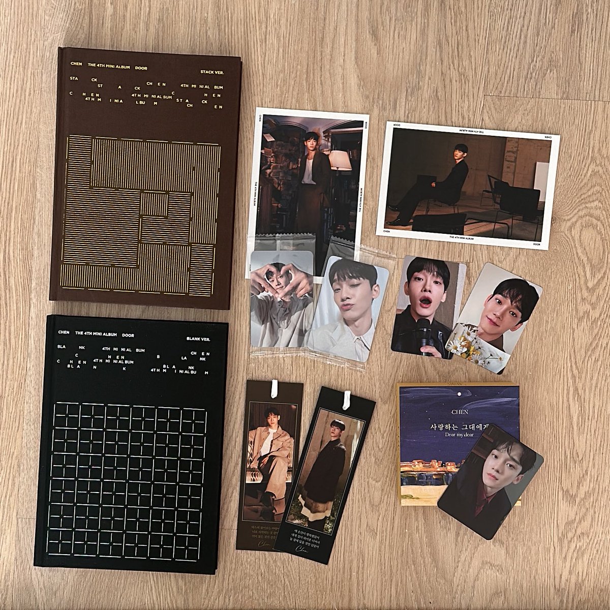 ChenMoments's tweet photo. My first DOOR albums have arrived💗💗💗 i couldn’t miss my chance to buy dmd kihno album🥹 i love jongdae so muchhh he is the best💗 @CHEN_INB100 https://t.co/hhe7JgrncQ