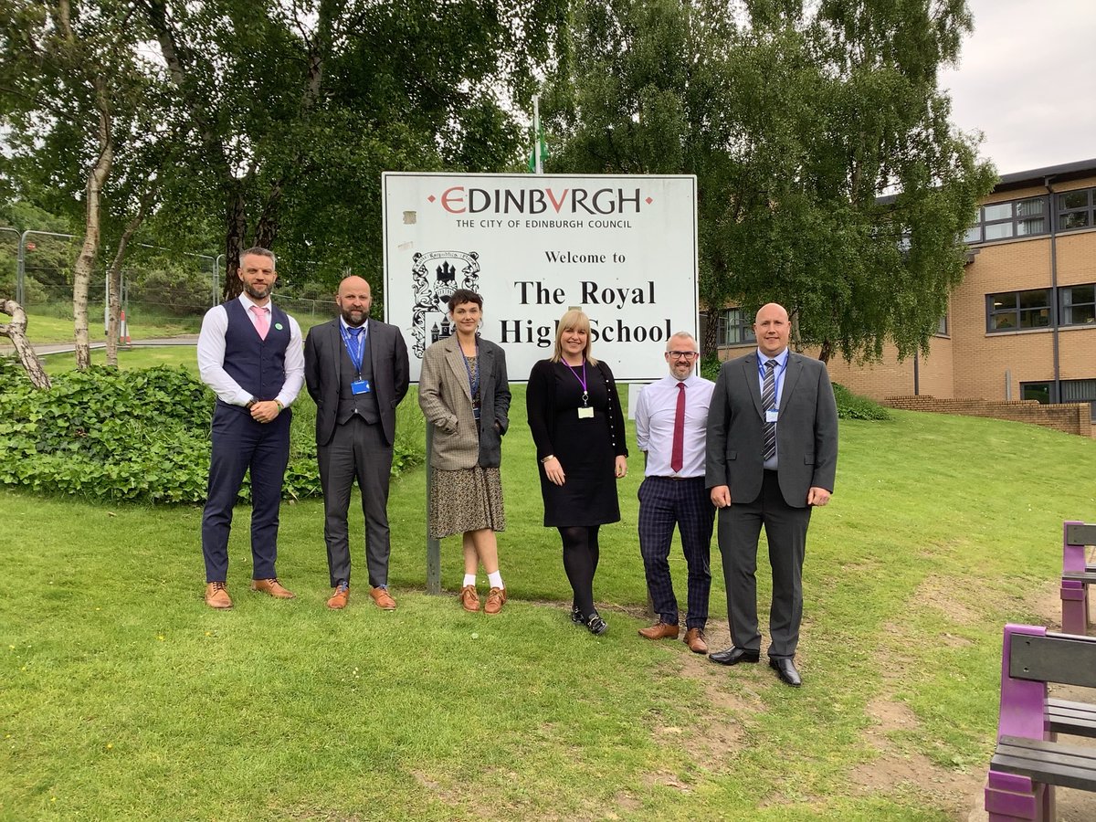 MrsHEdinburgh's tweet photo. Fabulous to have Perth Academy visit us today and have shared classroom experience and rich discussion around T&amp;L, Digital and Equity &amp; Equality. @perthacademy @Royal_High_Sch #edushare https://t.co/K0mXRKaSme