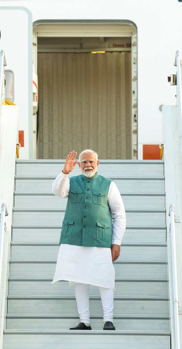 SirajPashabjp's tweet image. Hon&apos;ble PM Shri @narendramodi  Ji emplanes for Apulia, Italy to attend the G7 Summit.
#G7Summit 
#PMModiThirdTerm