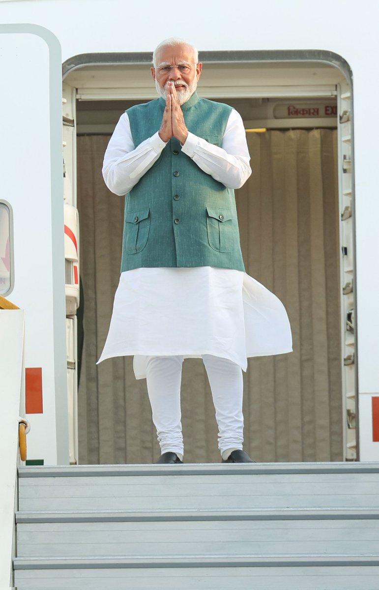 SirajPashabjp's tweet image. Hon&apos;ble PM Shri @narendramodi  Ji emplanes for Apulia, Italy to attend the G7 Summit.
#G7Summit 
#PMModiThirdTerm