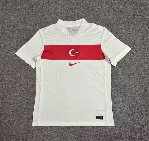 AleParra__'s tweet photo. 🏆 𝐒𝐎𝐑𝐓𝐄𝐎 #EURO2024

Consigue tu camiseta favorita de 𝗧𝗨𝗥𝗤𝗨𝗜𝗔 🇹🇷 para esta Eurocopa en 2 sencillos pasos:

▪️Haz RT
▪️Sigue a @AleParra__ y @footballhshop_

Ganador el próximo martes 18 después del Turquía - Georgia 🍀¡Mucha suerte a todos! https://t.co/pIOsQwsPBi