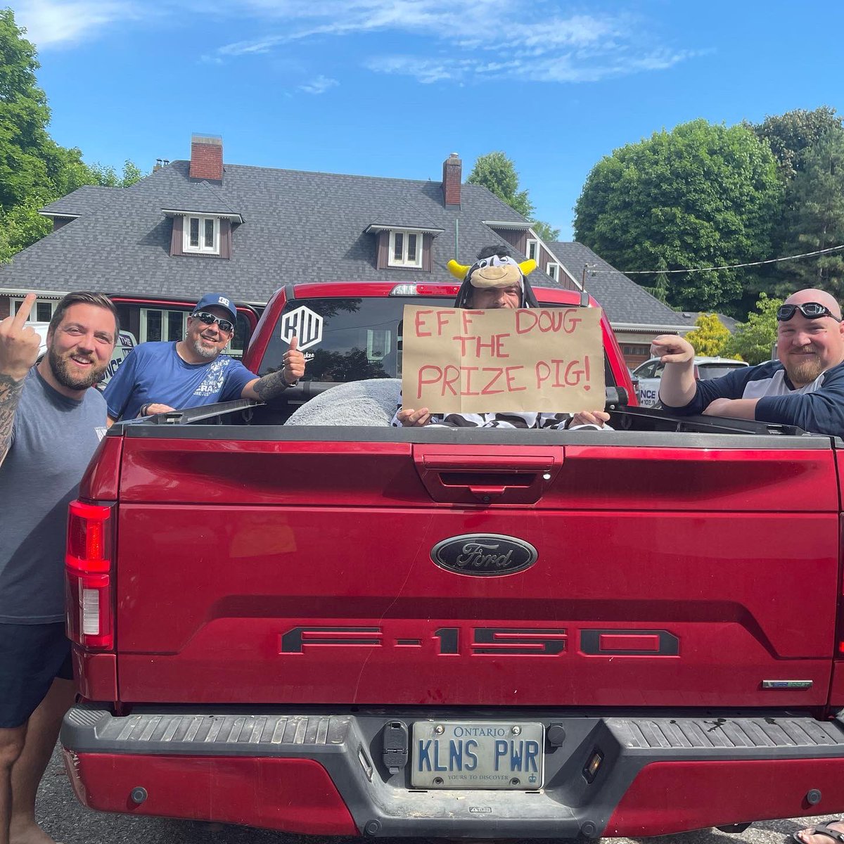 97.7 HTZ-FM (@977htzfm) on Twitter photo Thanks to HTZ Nation, we raised $10,500 for <a href="/niagarachildctr/">Niagara Children's Centre</a> by making Carl (and others) shine! ✨Thanks to everyone for coming out! #MakeCarlShine #HelpKidsShine Thanks to HTZ Nation, we raised $10,500 for <a href="/niagarachildctr/">Niagara Children's Centre</a> by making Carl (and others) shine! ✨Thanks to everyone for coming out! #MakeCarlShine #HelpKidsShine