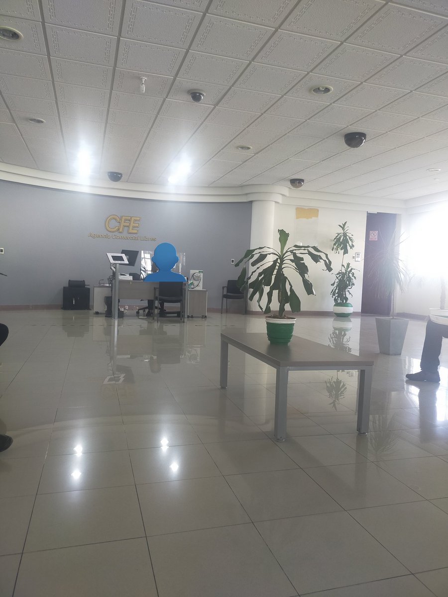 FarjadJ's tweet photo. @CFE_Contigo @CFEmx Me encuentro en la agencia comercial de Libres, Puebla, se tardan horas para atender, haciendo perder incluso días al tener que regresar ya que atienden después de las 8:00 AM y hasta las 2:00 PM, cierran las puertas y ya no hay atención--> https://t.co/ISa2shWXfQ