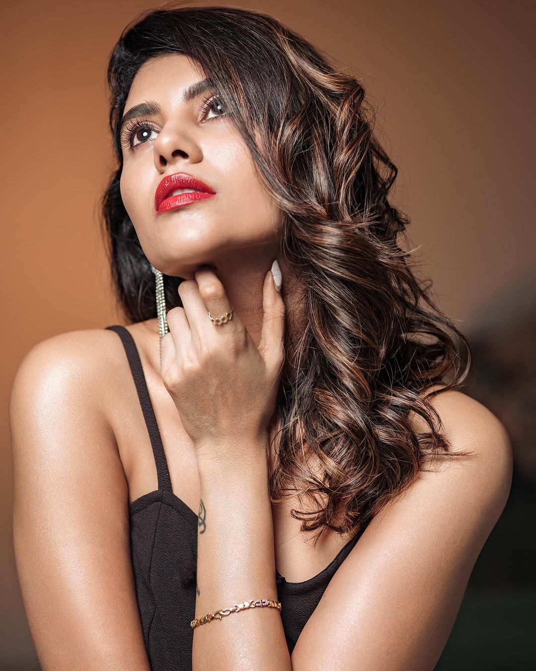 GP9ijHOWQAAArww?format=jpg&name=large