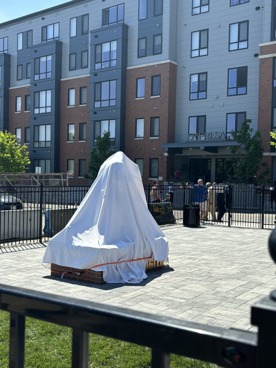 Today in Brockton the city is unveiling a statue for hometown hero Marvelous Marvin Hagler. 

Already a couple hundred people here to honor the Boxing Hall of Famer. 

<a href="/NBC10/">NBC 10 WJAR</a>