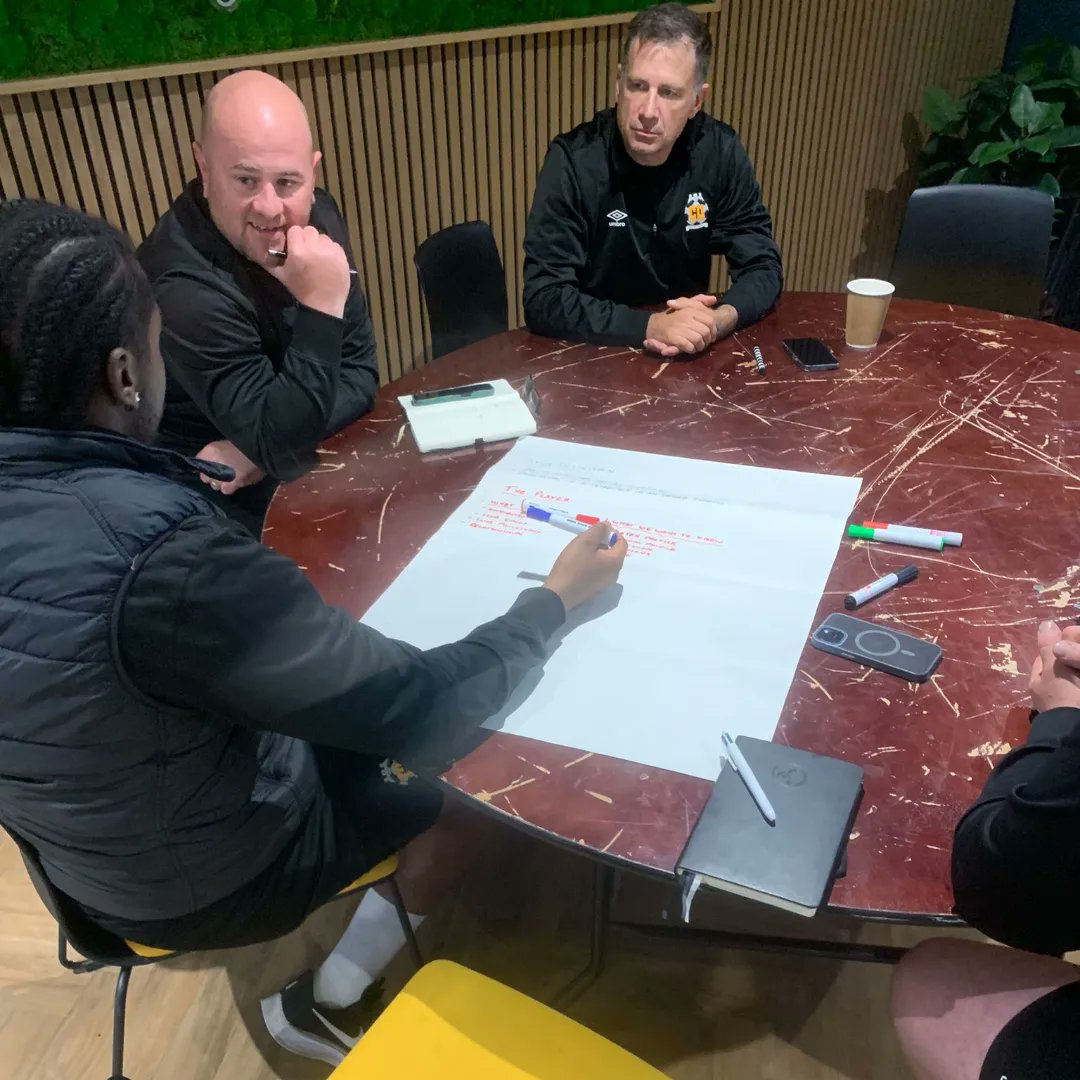 CUFCDevelopment's tweet image. STAFF CPD 📖🧠⚽️ 

End of season CPD delivered by the brilliant Jackie Bushell. 

Another fantastic turn out of coaches from across all programmes within our pathway. 

Some great feedback and key learning for all.

#unitedindevelopment #unitedinendeavour 

🟠⚫️🔥⚽️