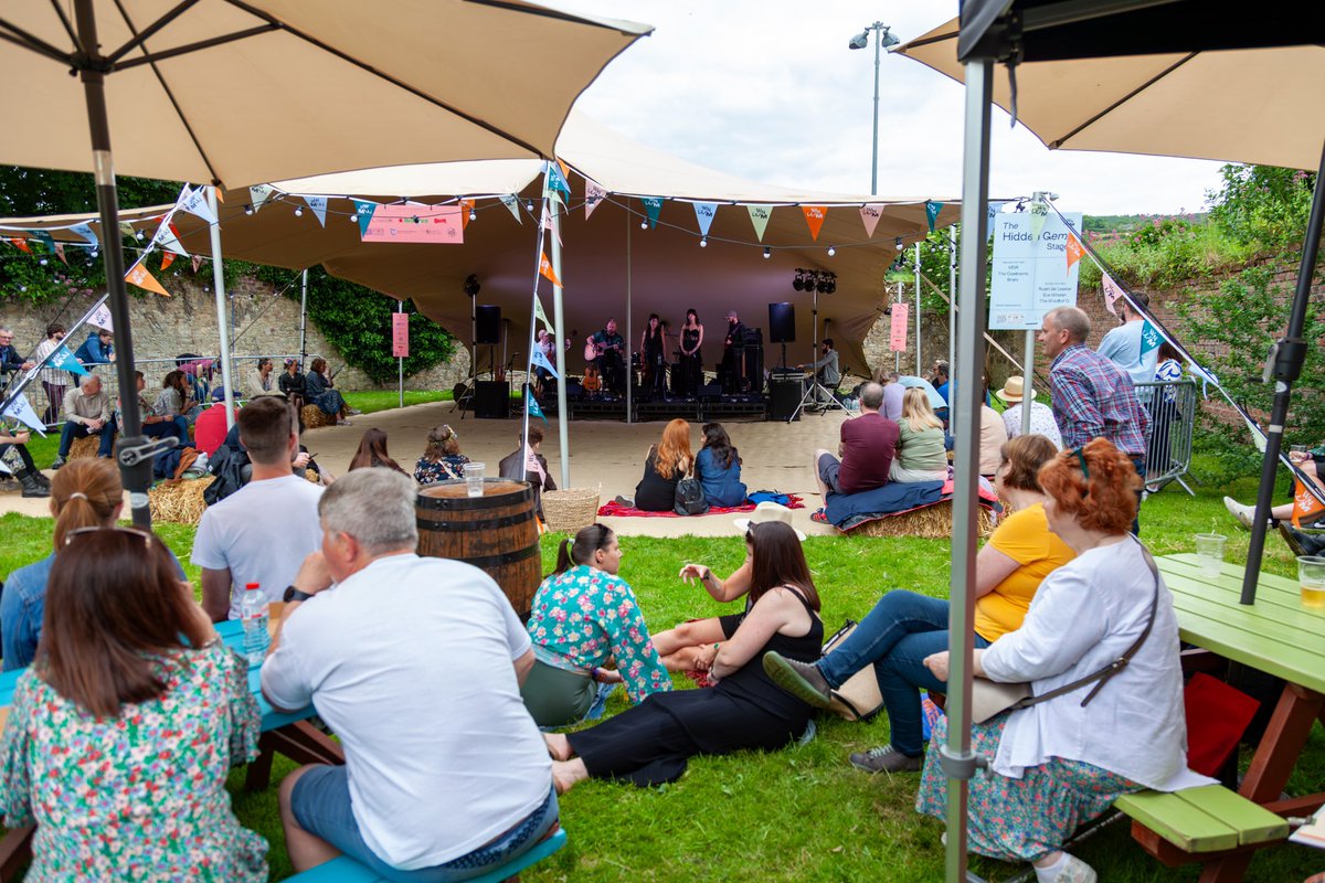 WhenNextWe_Meet's tweet photo. The Hidden Gems stage at this years festival showcased exciting emerging artists from the locality.
1. @evewhelanmusic
2. Hidden Gems sponsored by @tipperarymuseum and @ClonmelCU
3. Ruairí de Leastar
4. @TheWoodofO
#WNWM24 https://t.co/iQLSkMxokx