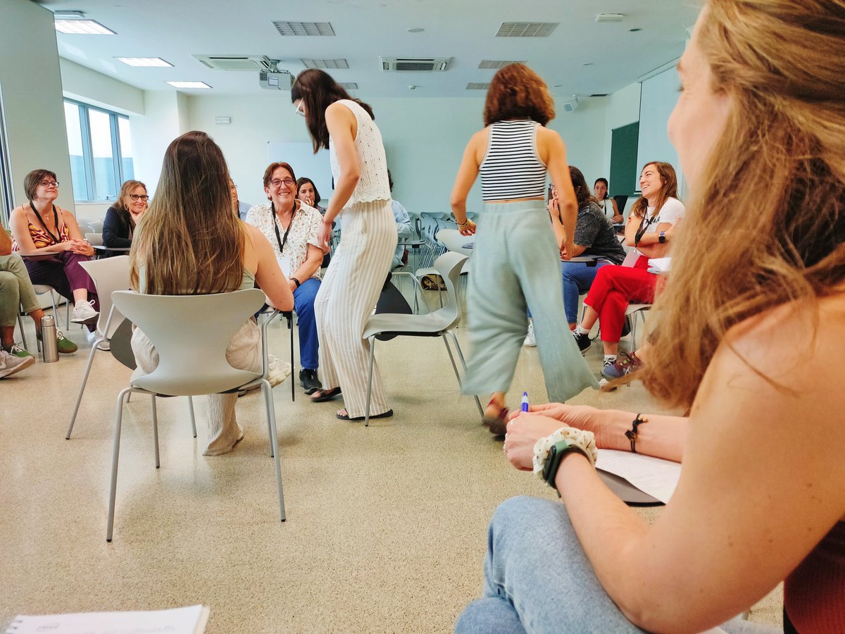 Gloria Santos tweet media