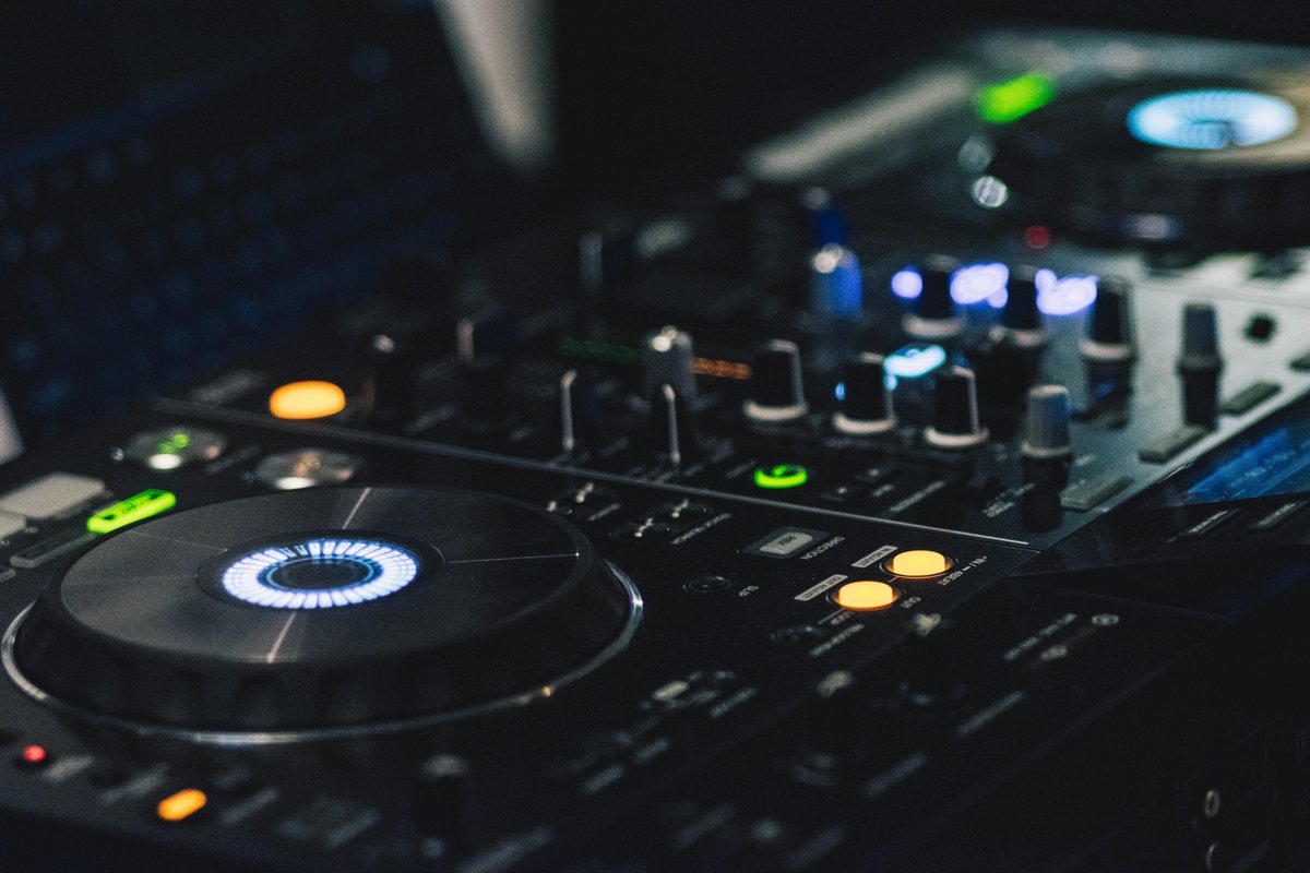 It's time to dance again and forget all our troubles. ✨

Join us on Thursdays, Saturdays, and Sundays to enjoy our exclusive DJs, live music, and soothing pianists, as we showcase some of the best talent that Manchester has to offer. 

Let's dance. 🥂

bit.ly/ThingstoDoMCR