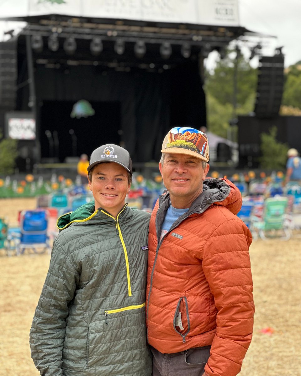 Just 1 day left! 🎉 Live Oak falls on Father’s Day weekend. Celebrate with music, memories, and family fun. Share your favorite festival photos with Dad! #LiveOakMusicFest #KCBX #FathersDay liveoakfest.org

Event Dates: June 14-16, 2024