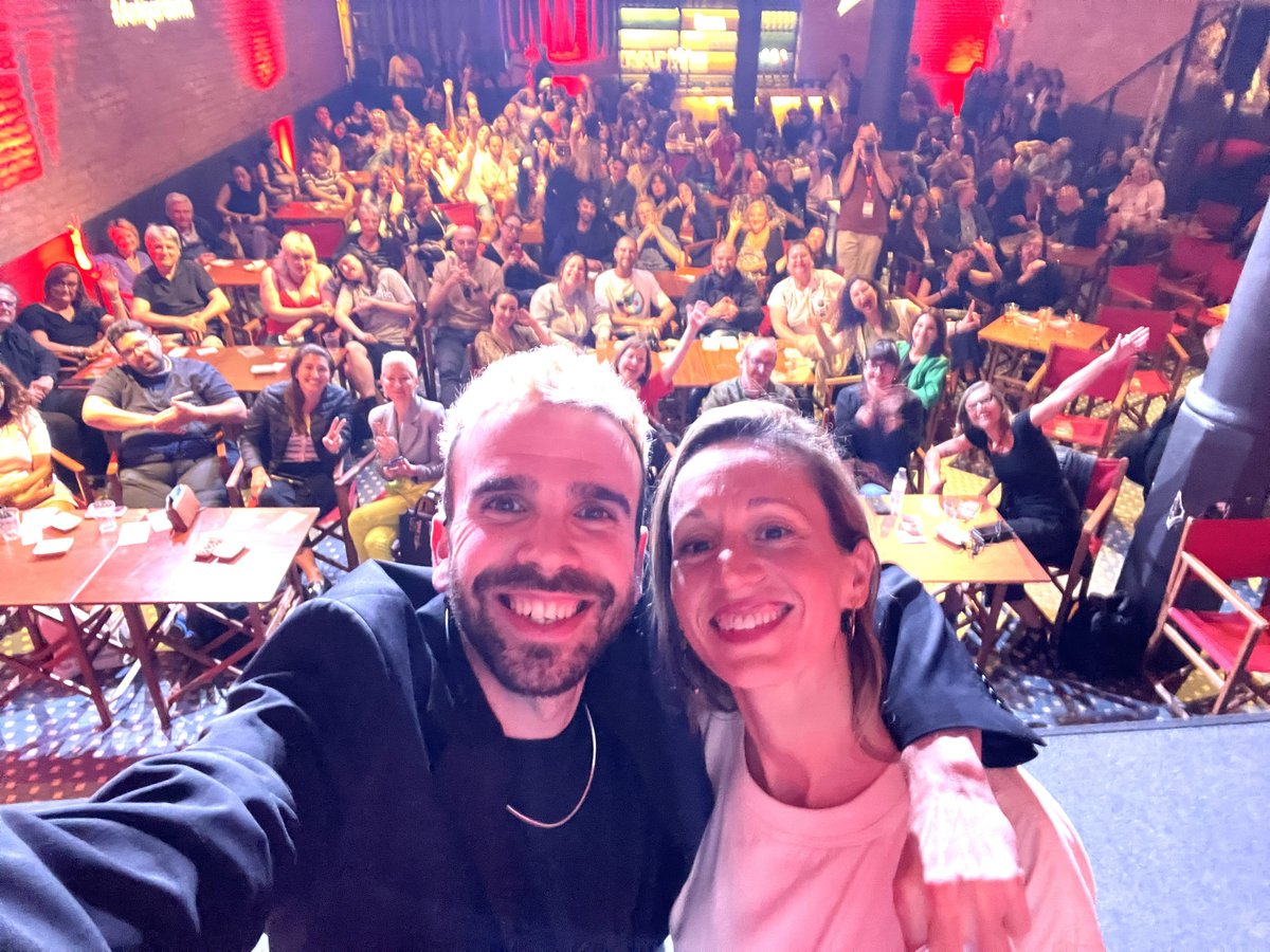 Fundació Foto Colectania (@fotocolectania) on Twitter photo 💥 El pasado martes 4 de junio celebramos la Fiesta del Gran Proyector en la Antiga Fàbrica Estrella Damm. Muchas gracias a Fujifilm por apostar por el evento y a la Antiga Fàbrica Damm por acogernos y a <a href="/danielmayrit/">Daniel Mayrit</a> y a @lurdesBasoli por hacerlo tan ameno e interesante. 💥 El pasado martes 4 de junio celebramos la Fiesta del Gran Proyector en la Antiga Fàbrica Estrella Damm. Muchas gracias a Fujifilm por apostar por el evento y a la Antiga Fàbrica Damm por acogernos y a <a href="/danielmayrit/">Daniel Mayrit</a> y a @lurdesBasoli por hacerlo tan ameno e interesante.