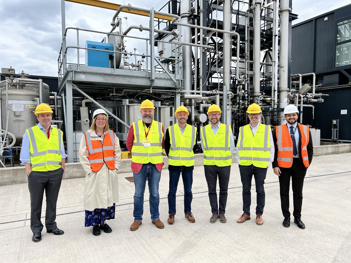 Translational Energy Research Centre (@tercfacilities) on Twitter photo This week we were joined by a team from <a href="/centricaplc/">Centrica plc</a>, who also visited the <a href="/TheAMRC/">Advanced Manufacturing Research Centre</a>, along with <a href="/SolFBrown/">Solomon Brown</a>. Centrica saw our world-class facilities to discover more about the opportunities and challenges of industrial decarbonisation. This week we were joined by a team from <a href="/centricaplc/">Centrica plc</a>, who also visited the <a href="/TheAMRC/">Advanced Manufacturing Research Centre</a>, along with <a href="/SolFBrown/">Solomon Brown</a>. Centrica saw our world-class facilities to discover more about the opportunities and challenges of industrial decarbonisation.