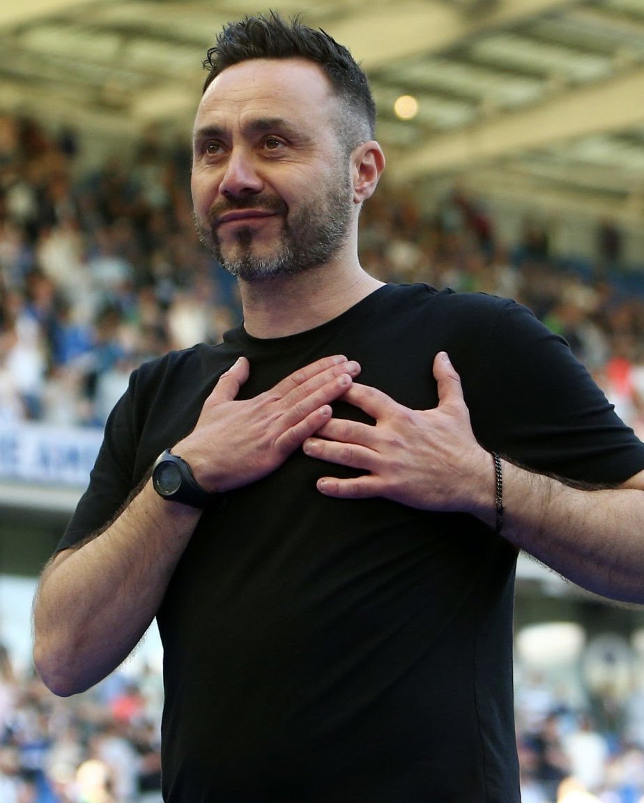 muchacho13014's tweet photo. On va passer de deux zebis à De Zerbi j’suis ému 🥹 #OM https://t.co/BOZLH2Zk3L