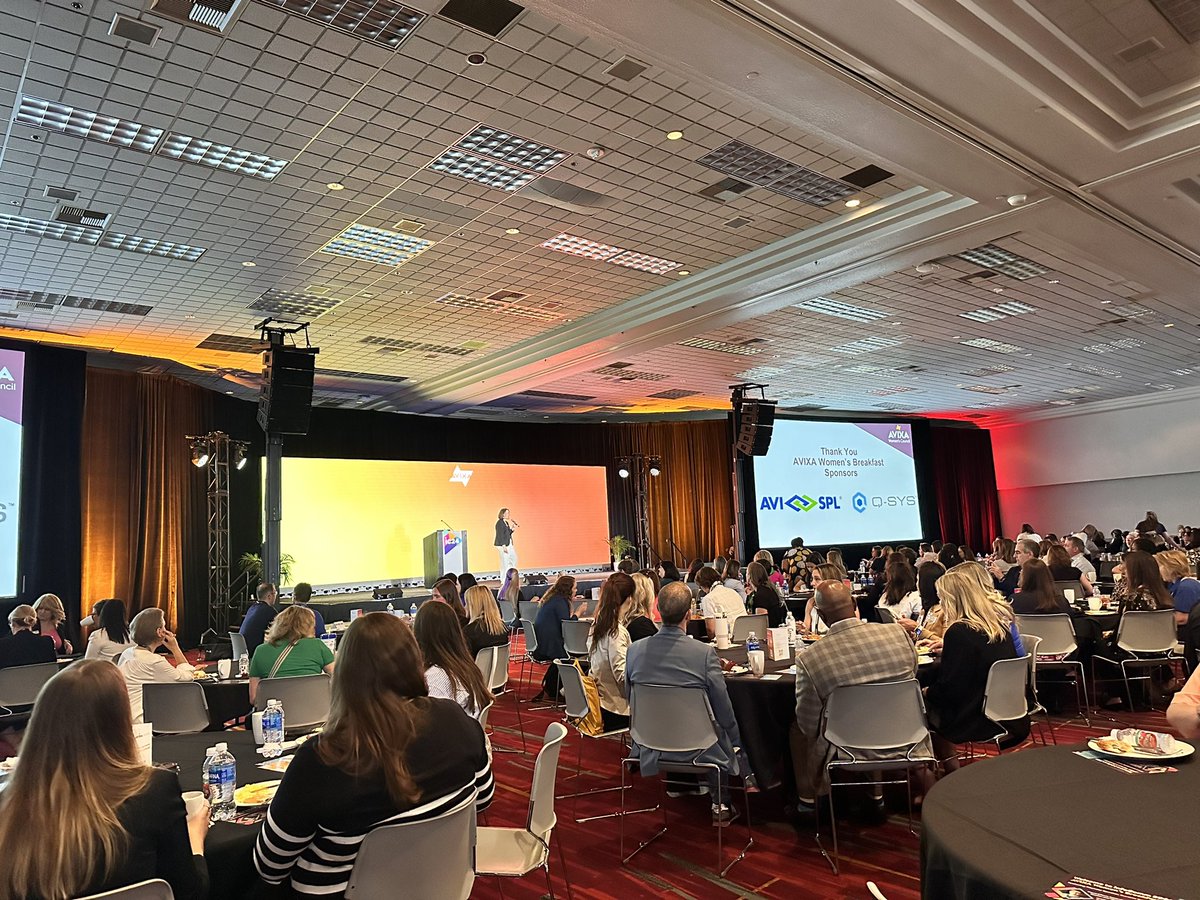 tanyawildwood's tweet image. Huge turnout #AVIXAWomen #WomeninAV what a great welcome - loving this vibrant group