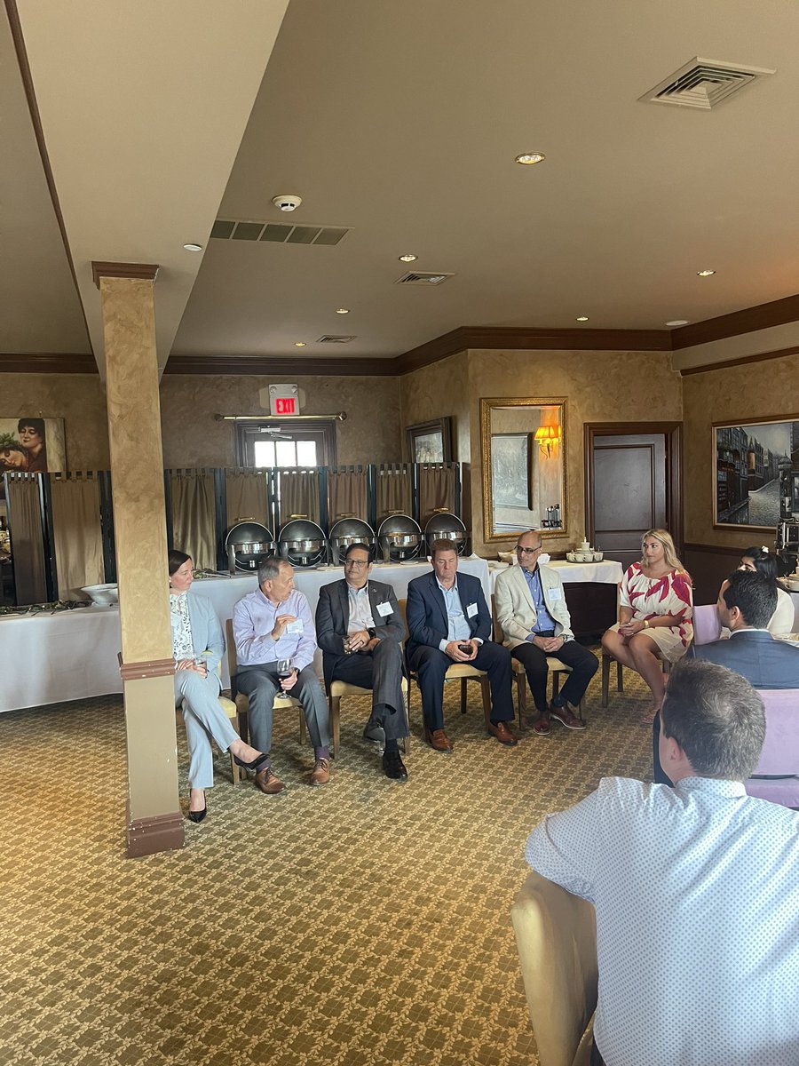 Last night, ACECNJ YPs hosted a networking event which featured a panel moderated by ACECNJ Director of Operations Gabrielle Liguori and featured several of the Executive Committee Members who shared insight on their career paths and advice on how to succeed in this industry.