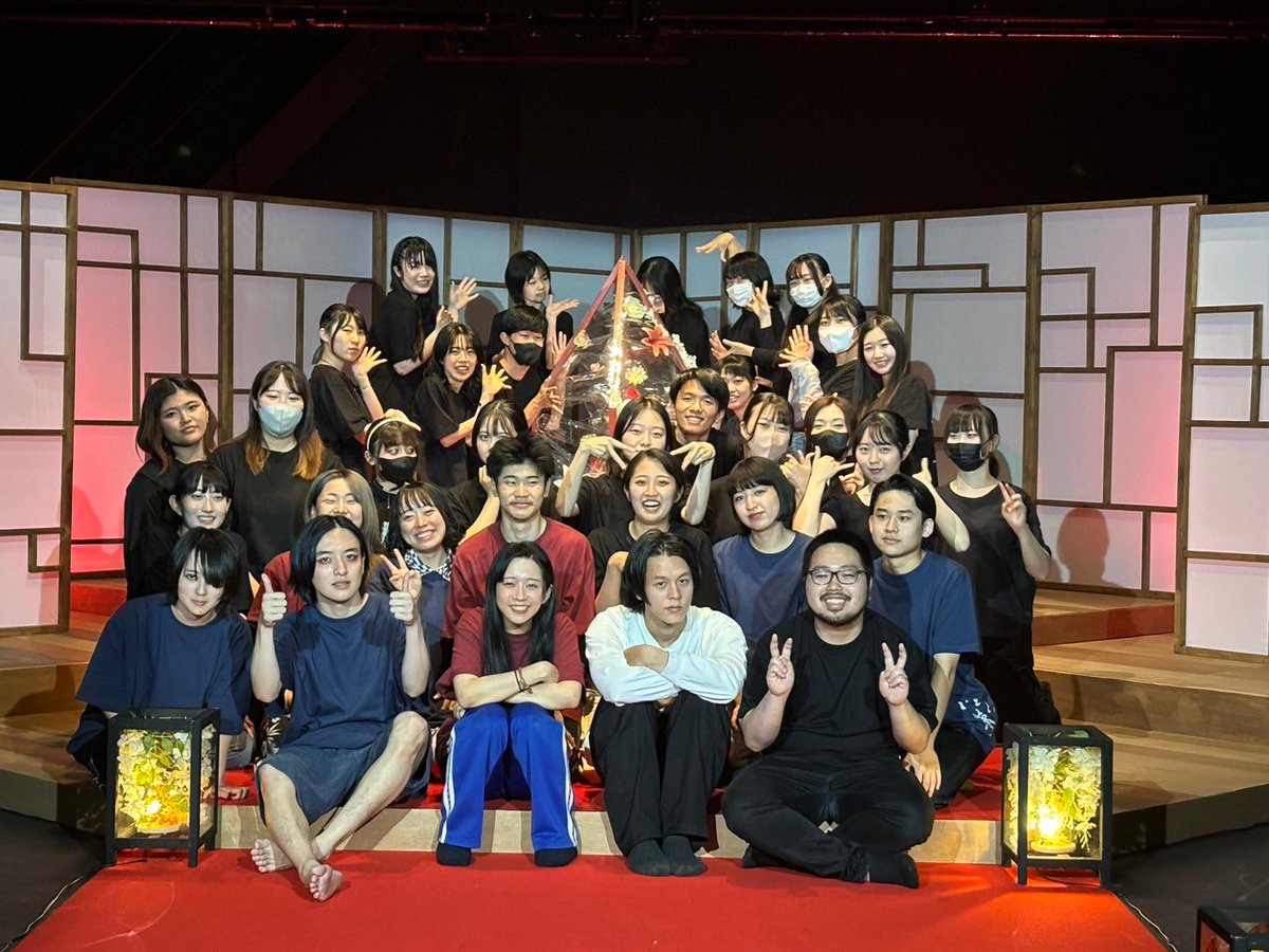 いとしの儚、無事終演いたしました。

たくさんの愛が存在した今回の作品。
座組の皆さんからも、お客様からも、多くの愛をこの作品は頂けたのではないかと…

私からもみんなへ、愛〜🫶

#不夜雑踏いとしの儚