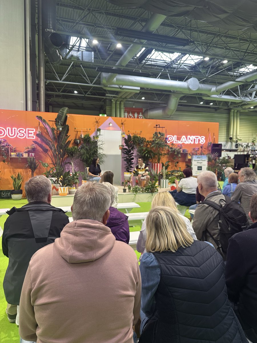 🌿 We're thrilled to be at <a href="/GWandShows/">BBC Gardeners World</a> Live today! 🌱

It's a fantastic opportunity to connect with key figures in the home and garden space. Looking forward to inspiring conversations and innovative ideas 💡

<a href="/KettlerGB/">Kettler GB</a> 
<a href="/EverdureUK/">Everdure By Heston UK</a> 

#GardenersWorldLive #GardeningCommunity 🌸