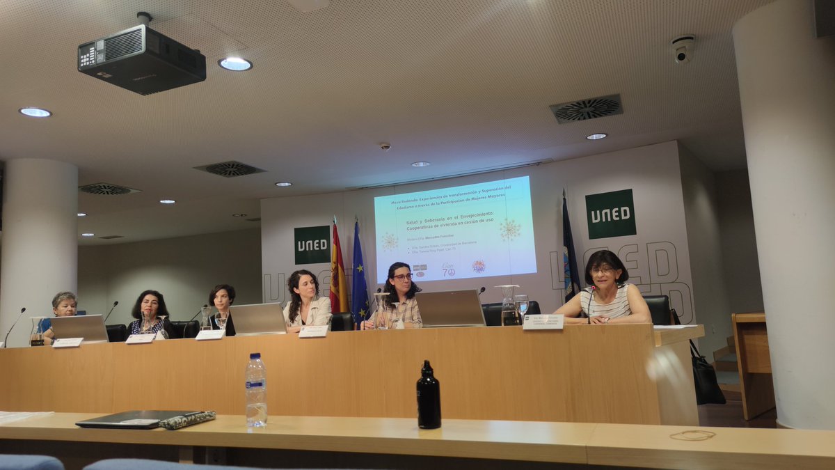 CdAMadrid's tweet photo. A continuación escuchamos las intervenciones de la Mesa de Experiencias de Transformación del proyecto EDA-Mujer https://t.co/lAenaDyDos