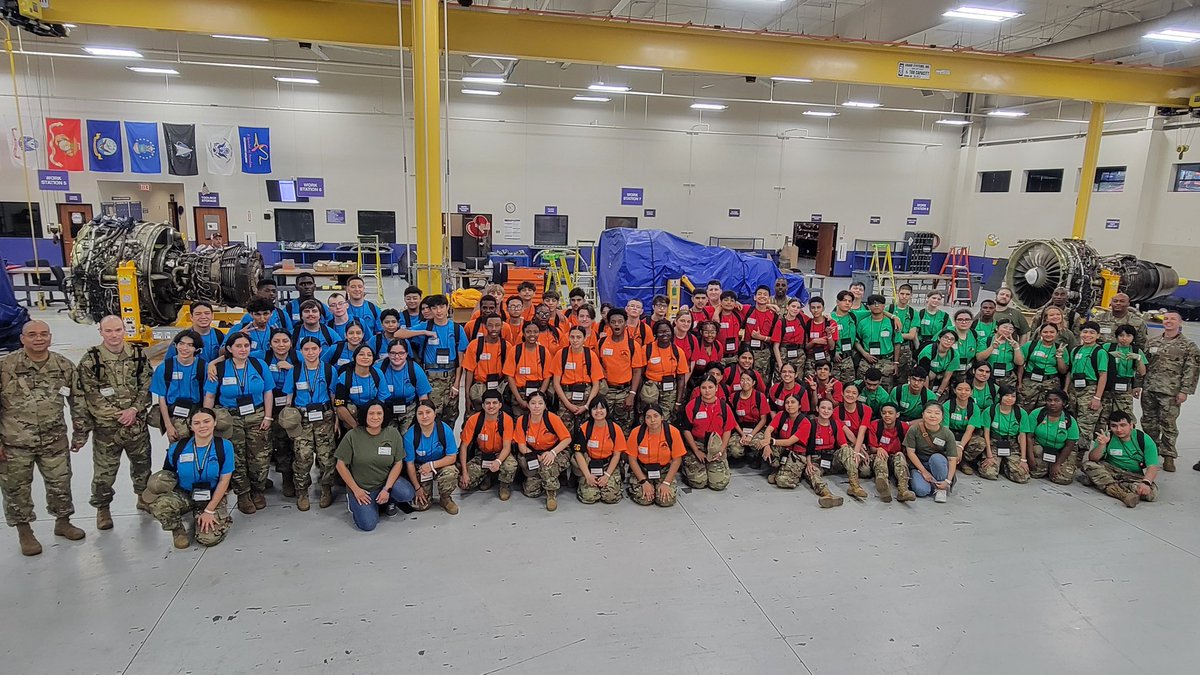 JROTCSTEM's tweet photo. @mesquiteisdtx rocked the #stemintheair JROTC STEM Leadership Academy! Check out these sneak peeks of the week! https://t.co/edp6gcWCIw