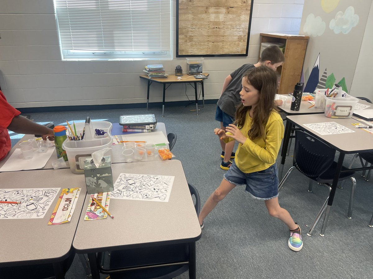 MrsMWise's tweet photo. Cheese Puff basketball in action. Practicing adding and subtracting multiple numbers in an equations. #lpssummer2024 @RVRoadrunner https://t.co/B6CDGOb3E7