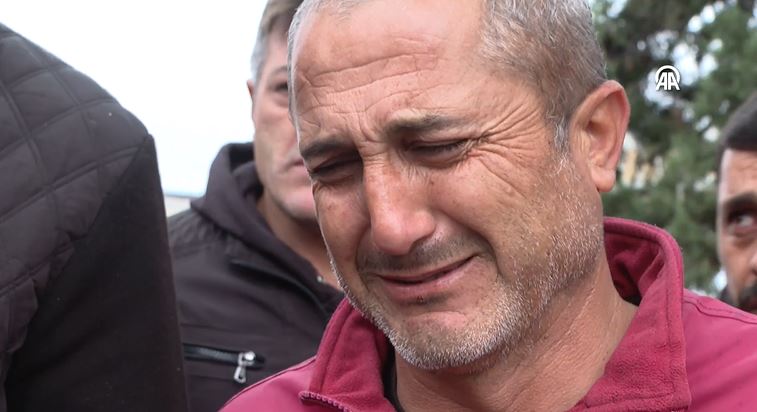 insanhaklarim's tweet image. #Başıboşköpekler tarafından parçalanmış, 14 ameliyat olmuş çocuğu için &quot;keşke ölseydi de bu kadar acı çekmeseydi&quot; diyen bir babayı biz çok iyi anlıyoruz da, #Katil5199 konusunda köpekleri kollayan, ama onlar da can, üçüncü bir yol olmalı diyenlerin anlamasını bek-le-mi-yo-ruz.