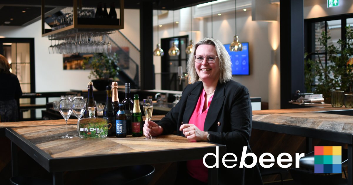 Maak kennis met Mariëlle, de gedreven oprichter van Amavine. ✨ In maart 2021 lanceerde ze Amavine, een webshop die premium alcoholvrije dranken aanbiedt.

Meer lezen over de passie van Mariëlle en haar toekomstvisie voor Amavine? 👉debeer.nl/amavine-een-ni…

#DeBeer #Beerbericht