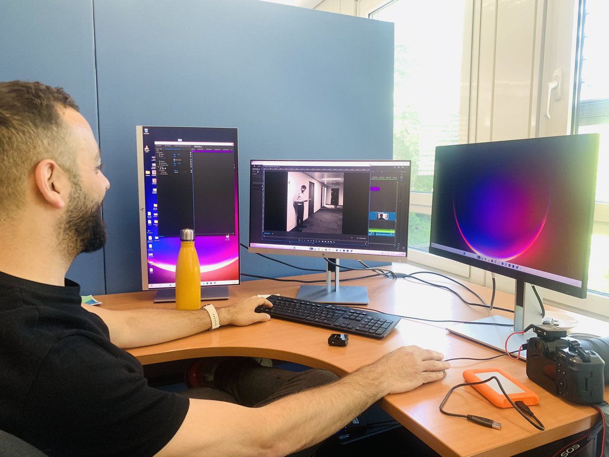 adrianadeoro's tweet photo. Cooking a unique teaser video for our #InnovationFair ! 

It has been incredible to work with @rzntorbey @susannapak easy to do great things with such talented people 😎

Stay tuned 🤩… https://t.co/Tsz1Q3hPT7