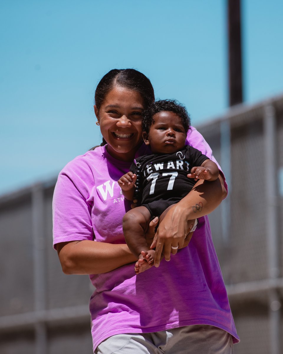 we just can't with this cuteness 🥹💜

#AUProSB x <a href="/stewartkels7/">Kelsey Stewart Hunter OLY</a>