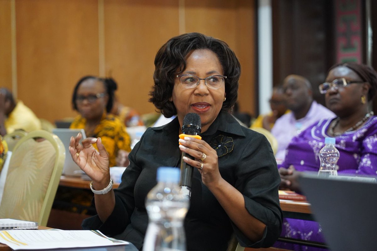 tpmugadza's tweet photo. Partnered with @JudiciaryKenya #KJA, together with others to strengthen Judges and Magistrates capacity on #AML, #AC, #TOC for effective TOC adjudication, with funding from #INL #EATOC @SankarParu https://t.co/VswlkKp0gC