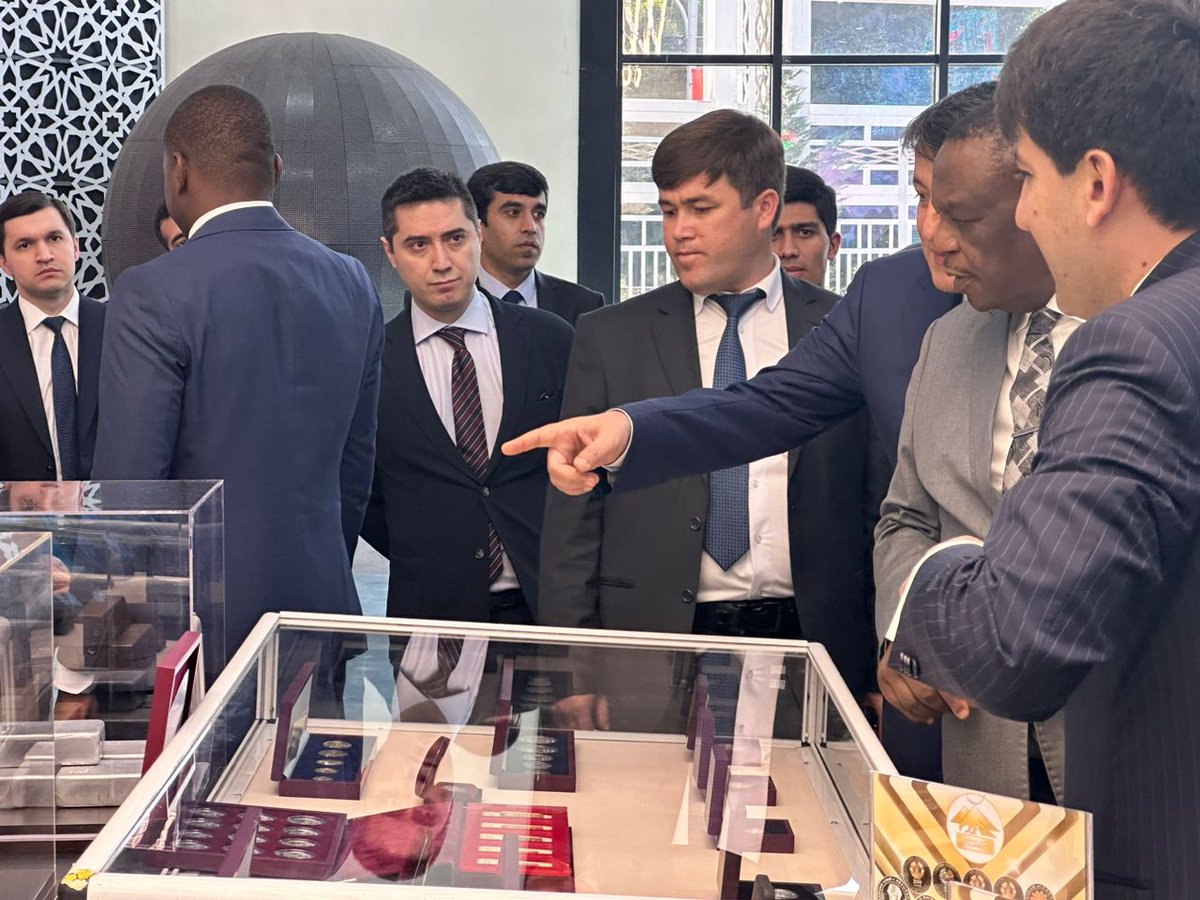 Vice President General (Rtd) Dr Constantino Chiwenga has been impressed by Tajikistan's advancement in agriculture, food processing and mining as Zimbabwe explores areas of possible cooperation with the Asian country this Thursday.

He was also struck by Tajikistan's resilience