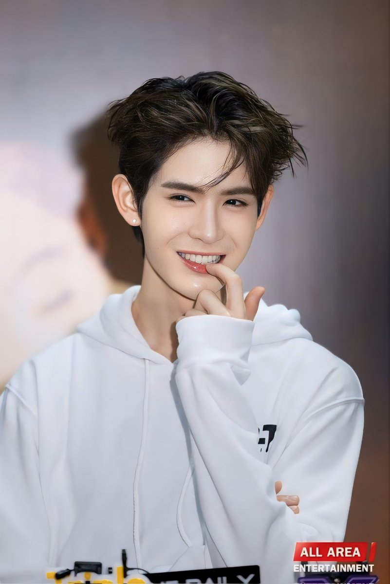 ความน่ารักระดับสิบ🤍🌼
#JamesSu