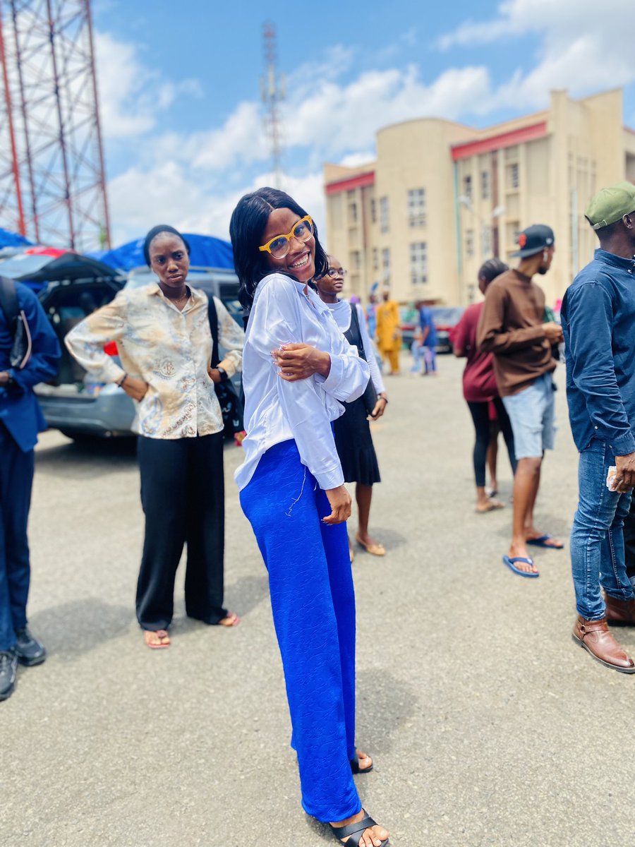 OYINLOLA_igb's tweet photo. Meet my Doctor friend you all😌😊 #lautechinduction 😊 https://t.co/FqqlusUL6I