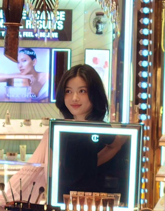 More pics 🥵😍

#KimYooJung #KimYouJung #김유정