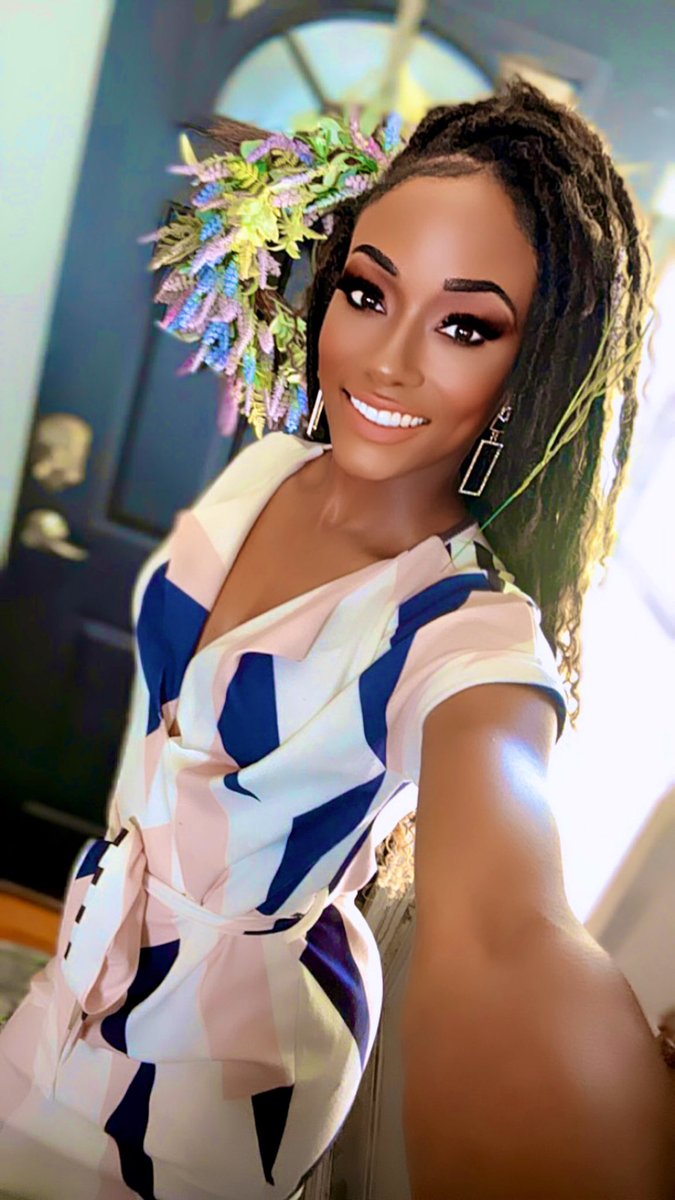 ittyBittyBecky_'s tweet photo. Unfortunately for you Iโm not here to fit in; in a world full of trends, I want to remain a classic๐ #LifeSizeBarbie #PlasticWhere #FakeWhere https://t.co/QzoqDPYsXW