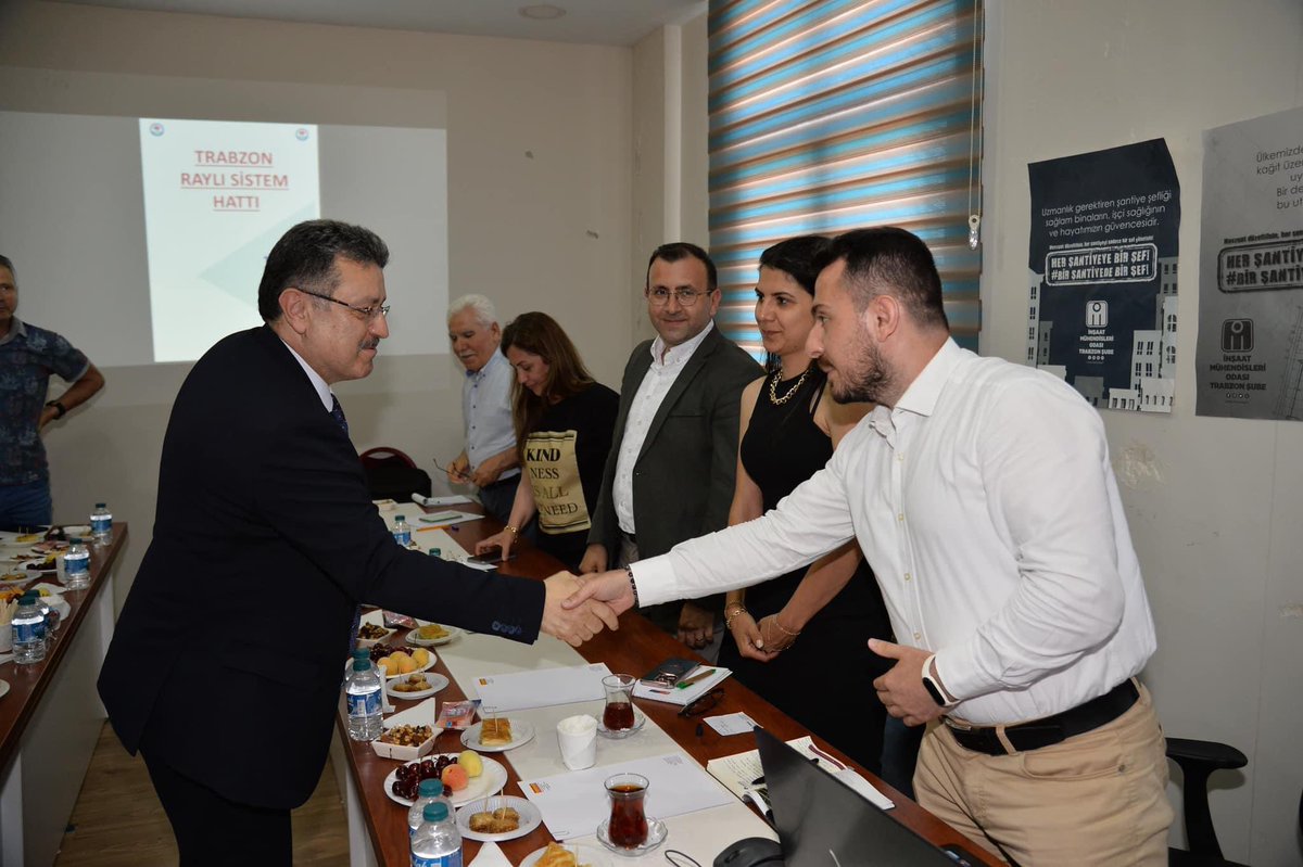 ahmetmgenc's tweet photo. TMMOB Trabzon İl Koordinasyon Kurulu Üyeleri ile bir araya geldik.

Ortak akıl ve istişare ile hep birlikte Trabzon için çalışıyoruz. https://t.co/tFqmTDI4uH
