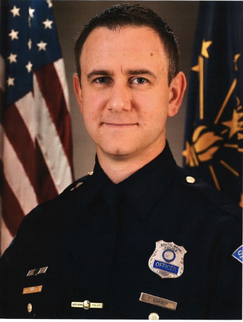 We obtained nearly 3,000 messages from a cop who met teen girls on the job, texted them from his work computer and then, abused one in his police car. He admitted to it. Guess how he was punished?

wapo.st/4b6ObPX [enter email to read for free]