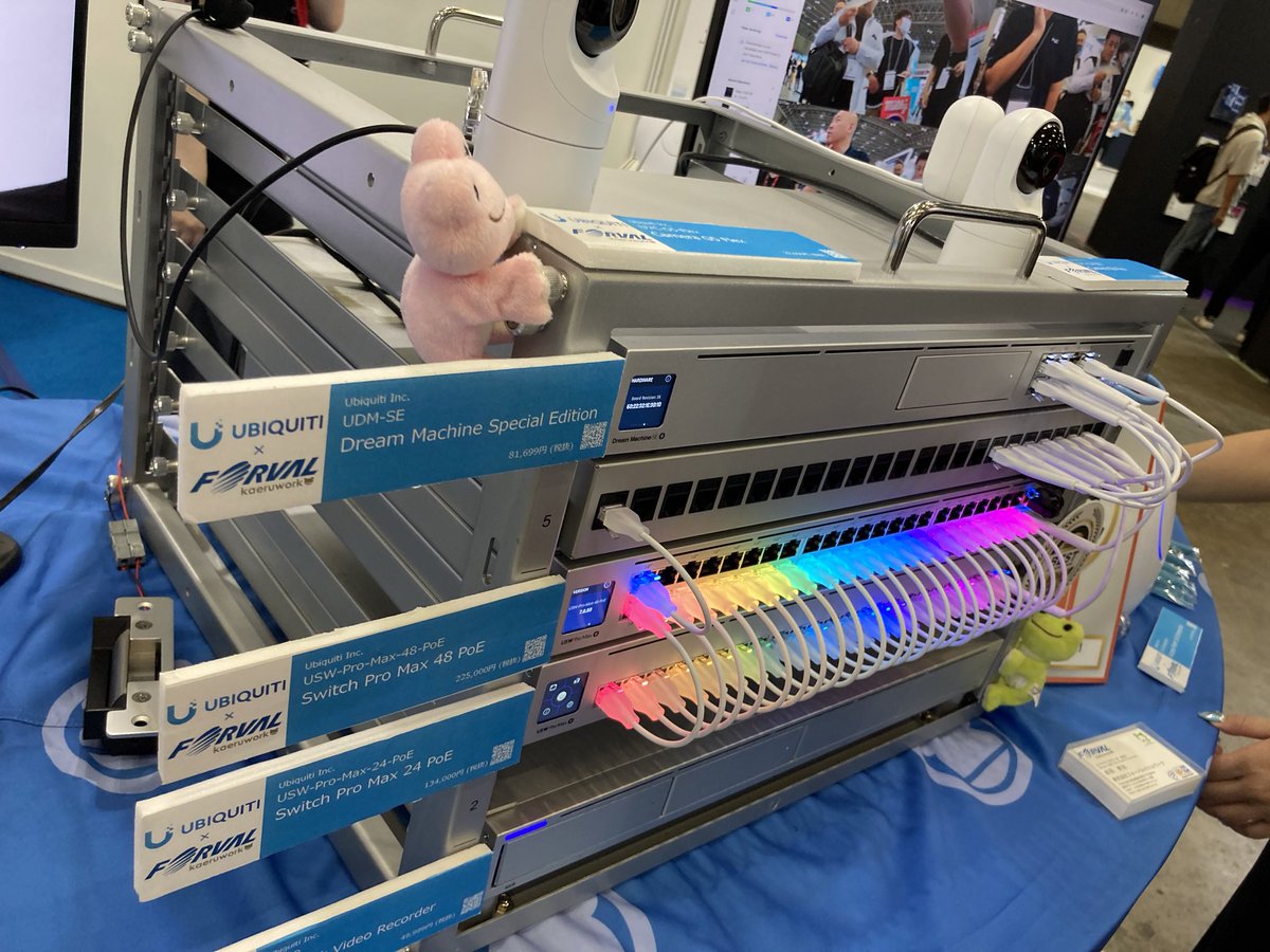 stiq's tweet photo. 新しい機器を見るのは楽しかったし、10G対応がだいぶ増えた印象がある。 https://t.co/423fjqwe18