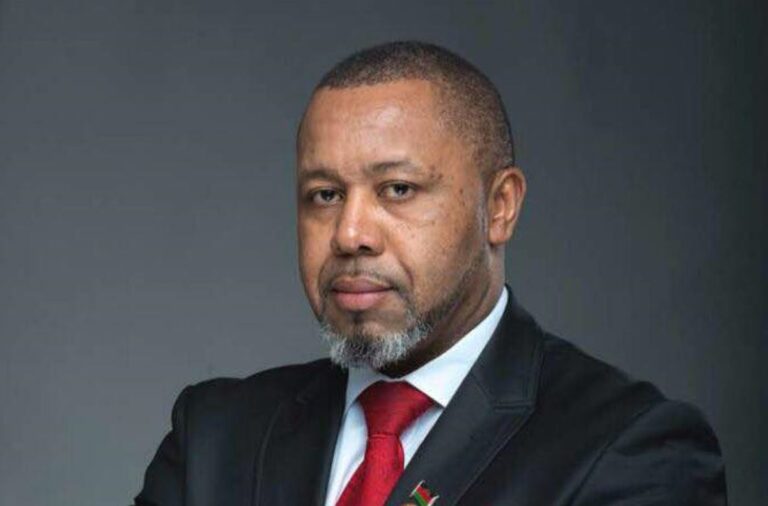 hawelti's tweet photo. President Isaias Afwerki sent a message of condolences to Malawi's President Mr. Lazarus Chakwera, and through him to the Government &amp; people of Malawi and to the bereaved families, on the passing away of V/P Dr. Saulos Chilima &amp; other government officials in a tragic plane crash https://t.co/IIxUN124hX
