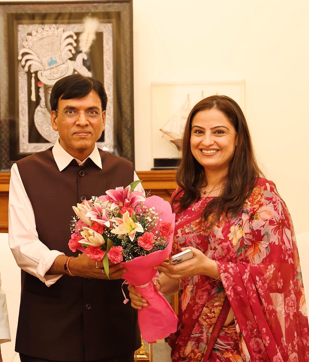 It was a pleasure to meet and congratulate the Union Minister, Shri Mansukh Mandaviya Ji on taking charge of the Ministry of Sports and Youth Affairs.

<a href="/mansukhmandviya/">Dr Mansukh Mandaviya</a> #sports #minister #india